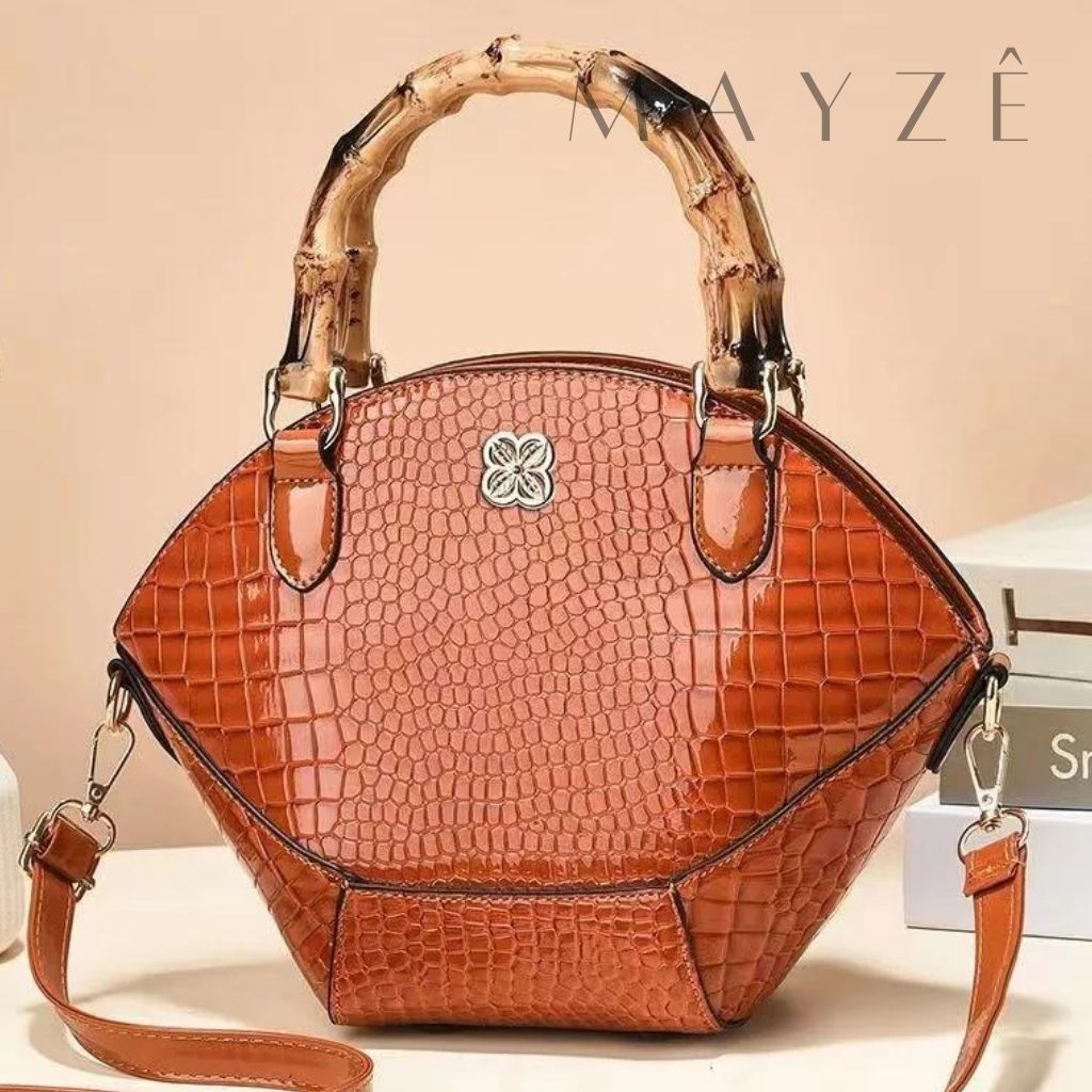 Bolsa Marisabel, Marisabel, Loja Mayzê, mayzê, mayze, bolsa de crocodito, bolsa de mão, bolsa em promoção, bolsa chinesa, bolsa classica, bolsa requinte, bolsa com desconto, bolsa com frete grátis, bolsa pro dia a dia, bolsa média, bolsa para senhoras, bolsa anos 50, bolsa refinada