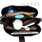 Loja Mayzê Oficial, Loja Mayzê, Mayzê, mayze, Loja de bolsas, bolsas, bolsa, bolsa lisa, Lisa, bolsa de couro, bolsa pro dia a dia, crossbody, tiracolo, bolsa em alta, bolsa na moda, bolsa tiktok, bolsa instagram, bolsa em conta, bolsa em promoção, frete grátis, bolsa em promoção, bolsa com divisorias, bolsa bonita, bolsa pratica, bolsa Marrom, bolsa preta,  bolsa diferente, bolsa elegante, bolsa chique, bolsa chic, bolsa bonita
