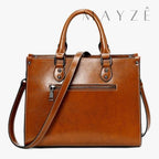 Bolsa Couro Legítimo Laminado Marieta, Loja Mayzê, Bolsa Marieta, Bolsa de couro, bolsa grande, bolsa tote bag, bolsa de couro genuíno, bolsa elegante, bolsa para uso diário, bolsa do dia a dia, bolsa de luxo, bolsa em promoção, a loja mayzê confiável, mayze, lojamayze.com, lojamayze.com.br