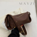Loja Mayzê, Bolsa Lara, Bolsa baguete, bolsa de couro, bolsa feminina, bolsa em alta, bolsa de grife, bolsa elegante, bolsa de influencer, bolsa do tiktok, bolsa em promoção, mayze