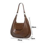 Bolsa De Ombro Feminina Marta, Loja Mayzê, Bolsa Marta, Bolsa de couro, bolsa grande, bolsa tote, bolsa de ombro, tote bag, bolsa espaçosa, bolsa elegante, bolsa coringa, bolsa vintage, bolsa versátil, bolsa em promoção, mayzê, mayze, lojamayze.com, lojamayze.com.br