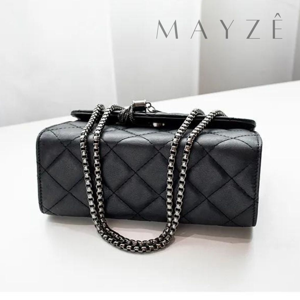 Loja Mayzê, Bolsa Vanda, vanda, loja de bolsa, bolsa, mayze, loja mayze oficial, bolsa de luxo, bolsa de moda, bolsa de grife, bolsa em alta, bolsa feminina, bolsa de festa, bolsa em promoção, bolsa em conta, bolsa da noite, bolsa preta, bolsa rosa, bolsa branca, bolsa em promoção, bolsa chique, bolsa crossbody