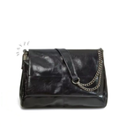Bolsa Flap Feminina Laila, Loja Mayzê Oficial, Loja Mayzê, Mayzê, mayze, Loja de bolsas, bolsas, bolsa, bolsa Laila, Laila, bolsa de couro, bolsa pro dia a dia, bolsa de ombro, tiracolo, bolsa em alta, bolsa na moda, bolsa tiktok, bolsa instagram, bolsa em conta, bolsa em promoção, frete grátis, bolsa em promoção, bolsa com divisorias, bolsa grande, bolsa pratica, bolsa preta,  bolsa diferente, bolsa elegante, bolsa chique, www.lojamayze.com.br, www.lojamayze.com