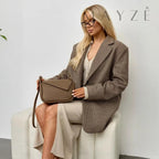 Bolsa Média Tiracolo Lena, Loja Mayzê, Bolsa Lena, bolsa de grife, bolsa estilosa, bolsa da moda, bolsa feminina, bolsa de couro, bolsa famosa, bolsa em alta, loja mayze, www.lojamayze.com, www.lojamayze.com.br, bolsa feminina