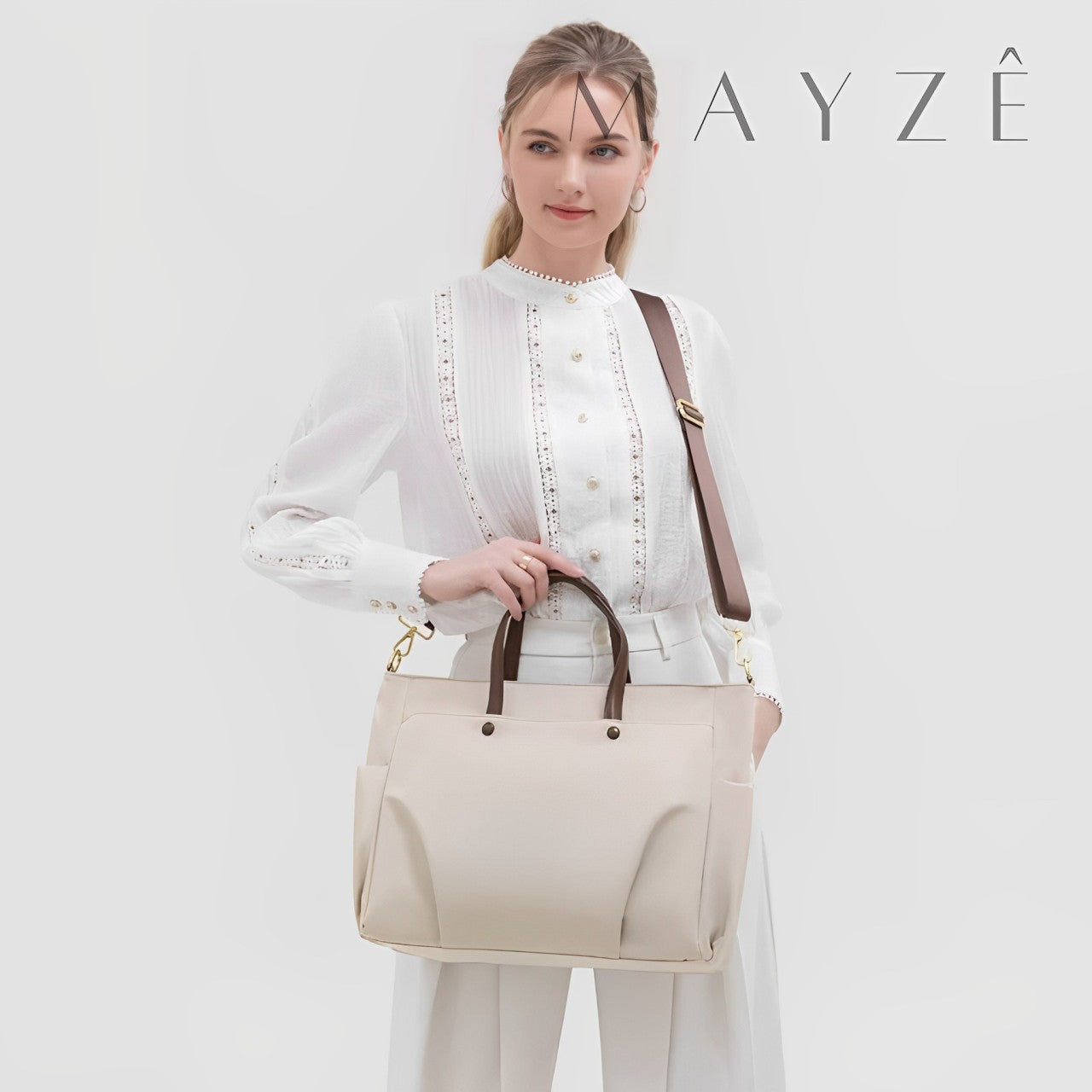 Bolsa Para Notebook Acadêmica Valencia, Loja Mayzê Oficial, Loja Mayzê, Mayzê, mayze, Loja de bolsas, bolsas, bolsa de couro, bolsa pro dia a dia, crossbody, tiracolo, bolsa em alta, bolsa na moda, bolsa tiktok, bolsa instagram, bolsa em conta, bolsa em promoção, frete grátis, bolsa em promoção, bolsa com divisorias, bolsa bonita, bolsa pratica, bolsa Marrom, bolsa preta,  bolsa diferente, bolsa elegante, bolsa chique, bolsa bonita, notebook, bolsa para notebook, www.lojamayze.com.br, www.lojamayze.com