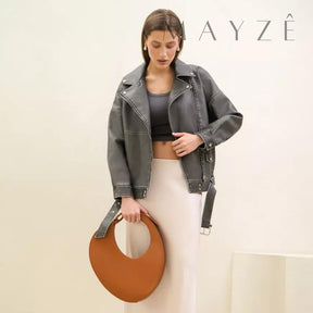 Loja Mayzê, Bolsa Eugênia, bolsa elegante, bolsa de festa, bolsa chamativa, bolsa oval, bolsa difetente, bolsa feminina, bolsa de luxo, bolsa de grife, bolsa kendall jenner, loja  mayze, asymectric bag, bolsa assimétrica