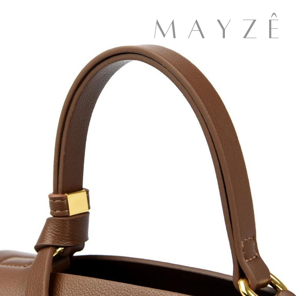 Loja Mayzê Oficial, Loja Mayzê, Mayzê, mayze, Loja de bolsas, bolsas, bolsa, bolsa malu, Malu, bolsa de couro, bolsa pro dia a dia, crossbody, tiracolo, bolsa em alta, bolsa na moda, bolsa tiktok, bolsa instagram, bolsa em conta, bolsa em promoção, frete grátis, bolsa em promoção, bolsa com alça regulavel, bolsa com divisorias, bolsa bonita, bolsa pratica, bolsa marrom, bolsa bege, bolsa preta,