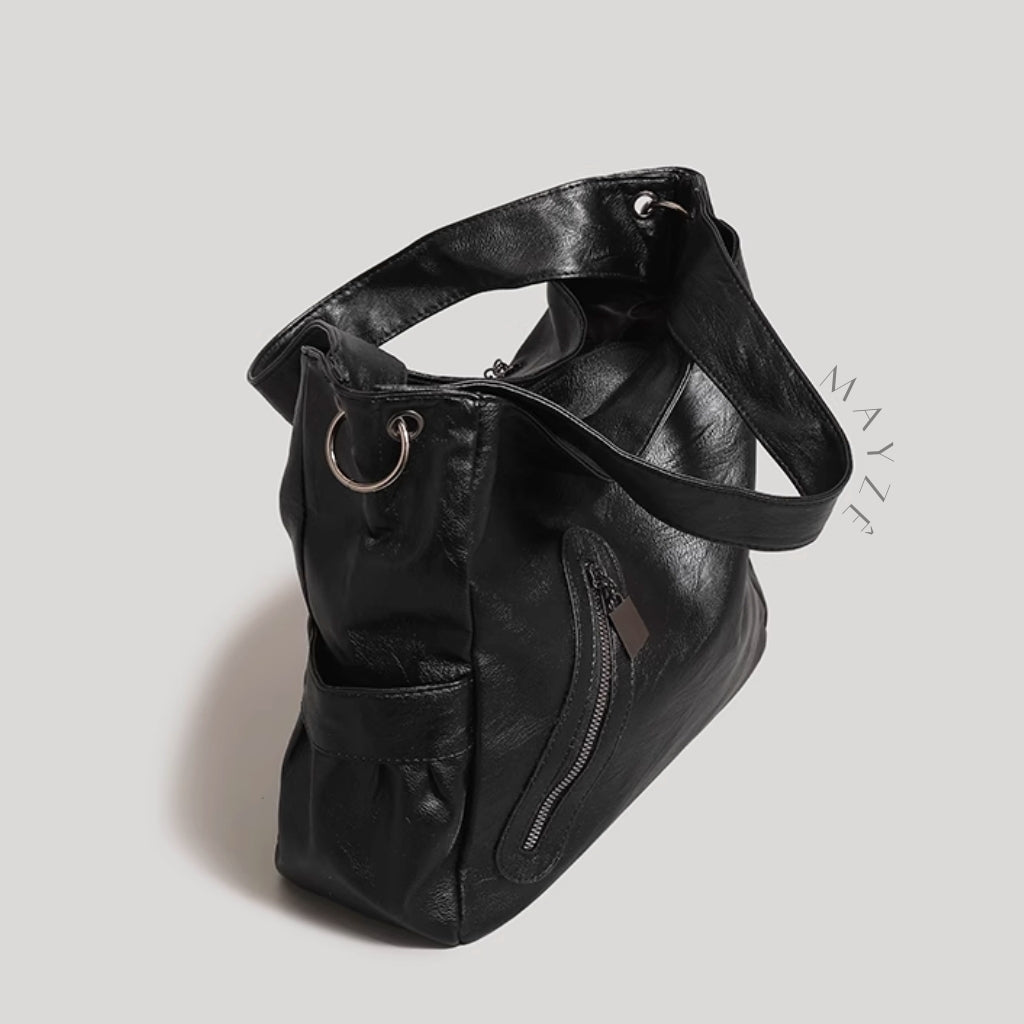 Bolsa Grande Tote Alternativa Lucy, Loja Mayzê Oficial, Loja Mayzê, Mayzê, mayze, Loja de bolsas, bolsas, bolsa, bolsa Lucy, Lucy, bolsa de couro, bolsa pro dia a dia, bolsa de ombro, tiracolo, bolsa em alta, bolsa na moda, bolsa tiktok, bolsa instagram, bolsa em conta, bolsa em promoção, frete grátis, bolsa em promoção, bolsa com divisorias, bolsa grande, bolsa pratica, bolsa Marrom, bolsa Colorida,  bolsa diferente, bolsa elegante, bolsa chique, bolsa chic, bolsa bonita, lojamayze.com.br, lojamayze.com