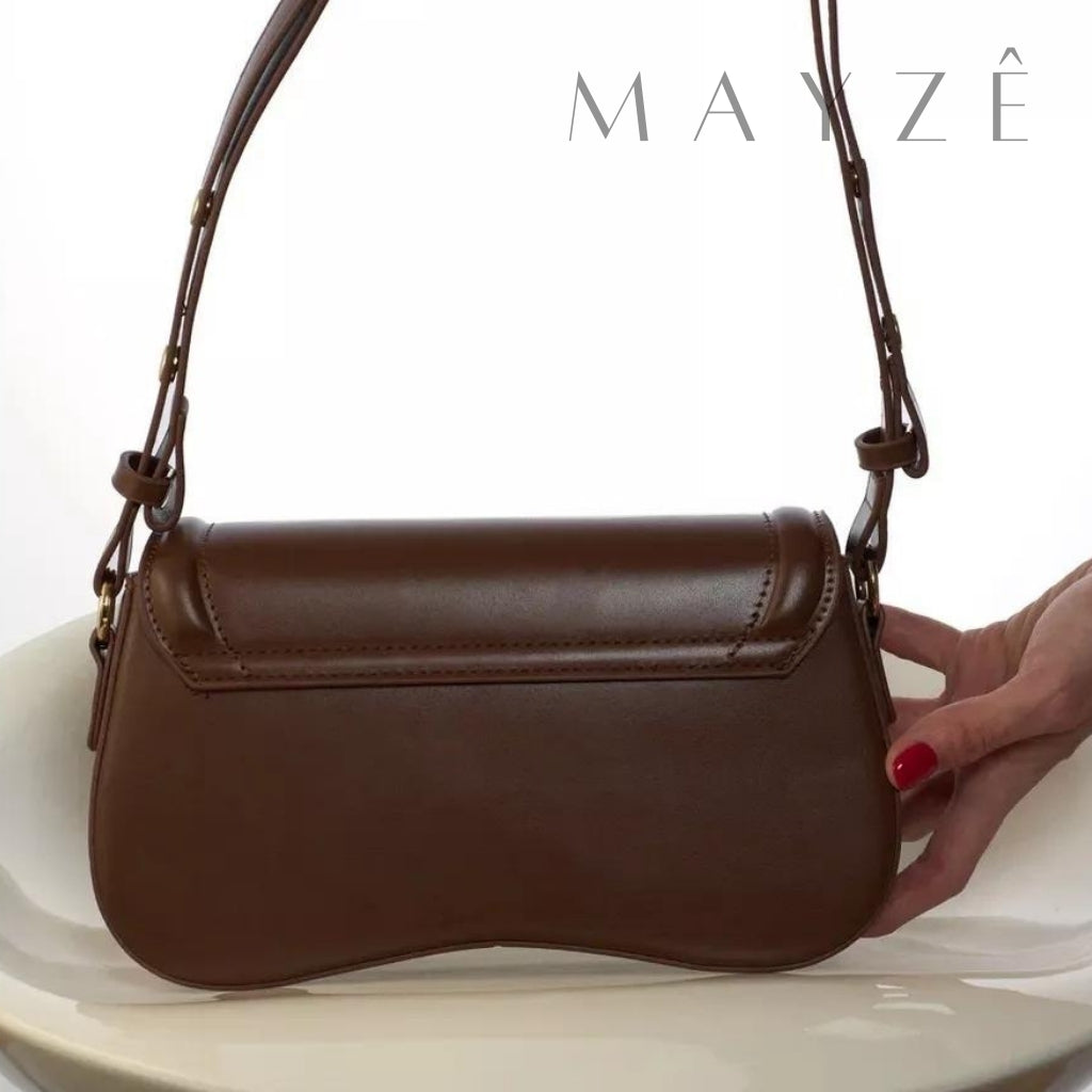 Loja Mayzê, Bolsa Manuela, bolsa da moda, bolsa de grife, bolsa em alta, bolsa de luxo, bolsa feminina, bolsa tentencia, bolsa em promoção, loja mayze, bolsa em promoção, bolsa de luxo, bolsa assimétrica, bolsa linda, bolsa jwpei