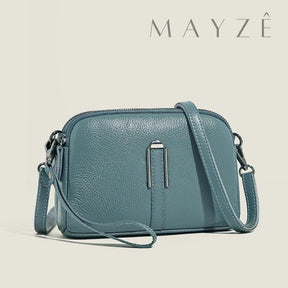 Bolsa Pequena Couro Legítimo Sônia, Loja Mayzê, Bolsa Sônia, Bolsa de couro, bolsa feminina, bolsa crossbody, bolsa de ombro, bolsa em promoção, frete grátis, loja de bolsa, bolsa de couro genuíno, bolsa de couro de vaca, bolsa de couro legítmo, bolsa de qualidade, bolsa do dia a dia, bolsa de mulher, bolsa de madame, mayzê, mayze