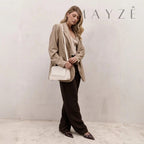 Bolsa de Ombro Minimalista Isabel, Loja Mayzê, Bolsa Isabel, bolsa de grife, bolsa diferente, bolsa em alta, bolsa da moda, bolsa imponente, bolsa de festa, bolsa de mão, bolsa em promoção, bolsa de couro, mayzê, mayze, lojamayze.com, lojamayze.com.br