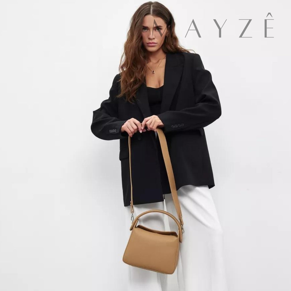 Loja Mayzê, Bolsa Afrodite, bola elegante, bolsa de couro, bolsa em alta, bolsa de influencer, bolsa do instagram, bolsa famosa, bolsa feminina, bolsa tiracolo, bolsa de mão, bolsa versátil, bolsa em promoção, loja de bolsas, mayze