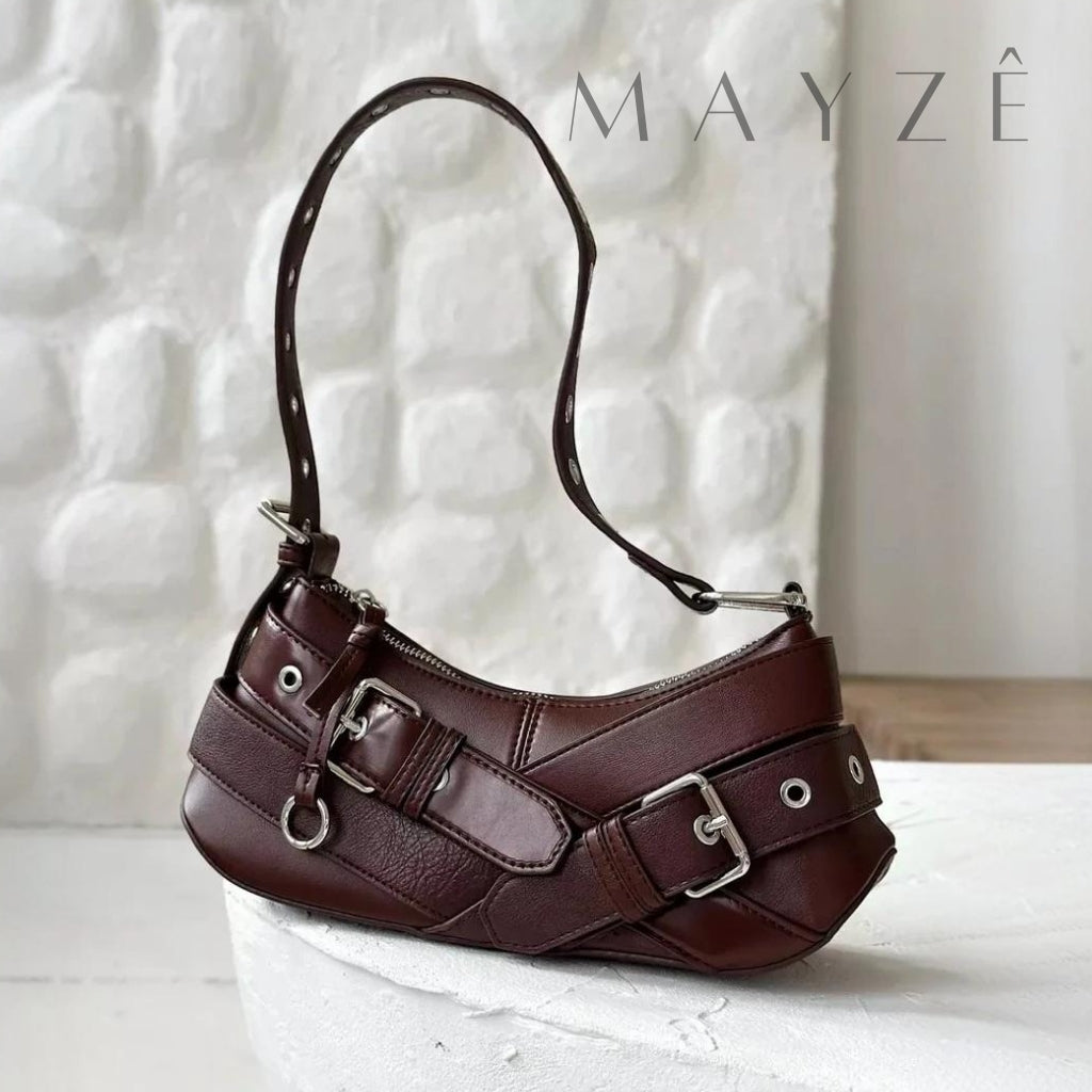 Bolsa Baguete Despojada Sofya, Loja Mayzê Oficial, Loja Mayzê, Mayzê, mayze, maize, loja maize, Loja de bolsas, bolsas, bolsa, bolsa Sofya, Sofya, bolsa de couro, bolsa pro dia a dia, showerbag, crossbory, bolsa em alta, bolsa na moda, bolsa tiktok, bolsa instagram, bolsa em conta, bolsa em promoção, frete grátis, bolsa em promoção, bolsa com divisorias, bolsa media, bolsa pratica, bolsa diferente, bolsa elegante, bolsa chique, bolsa chic, bolsa bonita, bolsa feminina, bolsa de mulher