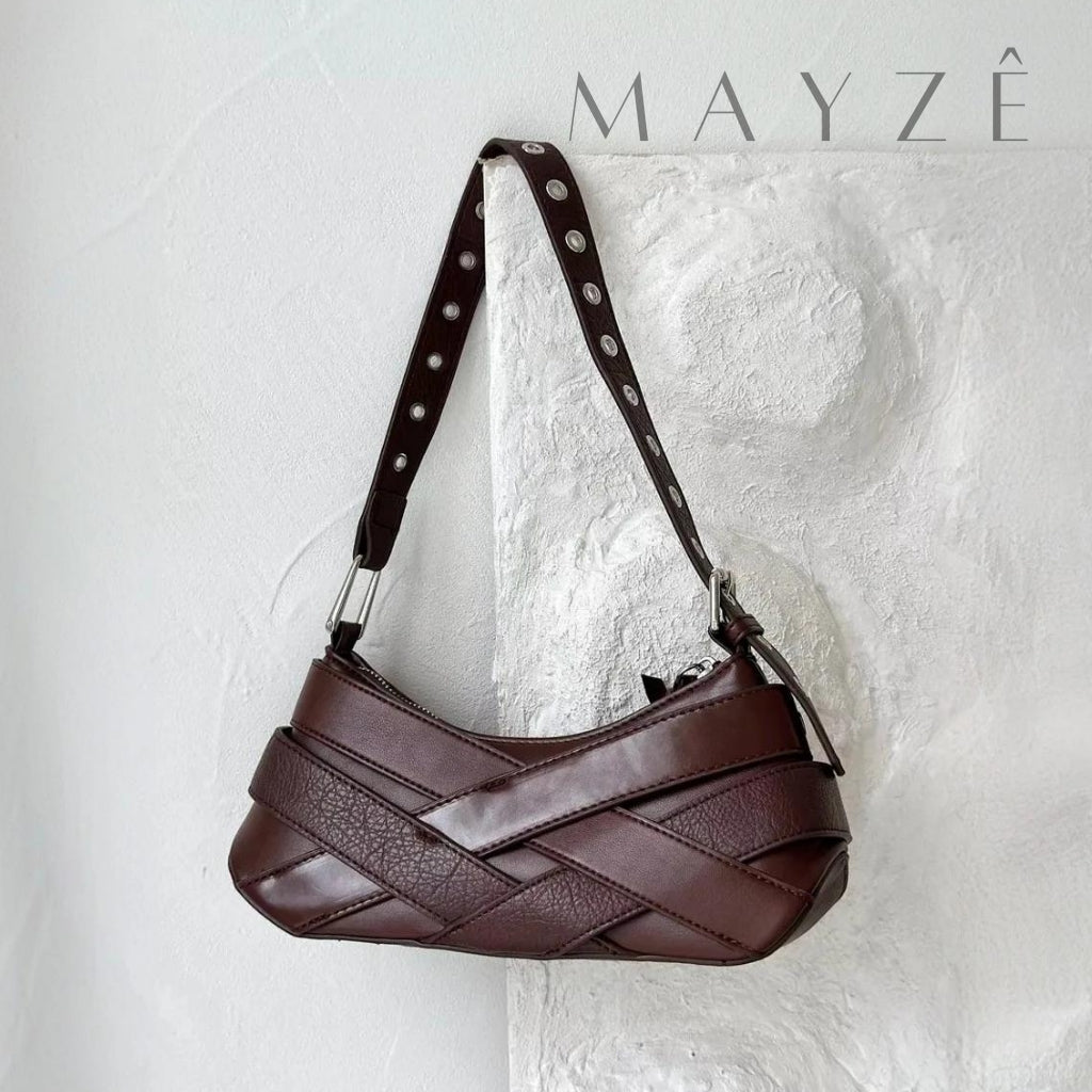 Bolsa Baguete Despojada Sofya, Loja Mayzê Oficial, Loja Mayzê, Mayzê, mayze, maize, loja maize, Loja de bolsas, bolsas, bolsa, bolsa Sofya, Sofya, bolsa de couro, bolsa pro dia a dia, showerbag, crossbory, bolsa em alta, bolsa na moda, bolsa tiktok, bolsa instagram, bolsa em conta, bolsa em promoção, frete grátis, bolsa em promoção, bolsa com divisorias, bolsa media, bolsa pratica, bolsa diferente, bolsa elegante, bolsa chique, bolsa chic, bolsa bonita, bolsa feminina, bolsa de mulher