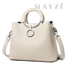 Loja Mayzê Oficial, Loja Mayzê, Mayzê, mayze, Loja de bolsas, bolsas, bolsa, bolsa lisa, Lisa, bolsa de couro, bolsa pro dia a dia, crossbody, tiracolo, bolsa em alta, bolsa na moda, bolsa tiktok, bolsa instagram, bolsa em conta, bolsa em promoção, frete grátis, bolsa em promoção, bolsa com divisorias, bolsa bonita, bolsa pratica, bolsa Cáqui, bolsa branca, bolsa preta,  bolsa diferente, bolsa elegante, bolsa chique, bolsa chic, bolsa bonita