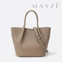 Loja Mayzê, Bolsa Maristela, bolsa de couro, bolsa de couro genuíno, bolsa de couro legítimo, bolsa durável, bolsa elegante, bolsa em alta, bolsa feminina, bolsa de mulher, bolsa versátil, bolsa da moda, bolsa de luxo, bolsa de grife, bolsa média, bolsa para o dia a dia, bolsa para uso diário, bolsa em promoção, bolsa da arezzo, bolsa da louis vuitton, bolsa da chanel, bolsa da gucci, mayze, loja mayze, loja mayze rechame aqui.