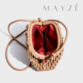 Loja Mayzê, Bolsa Amélia, bolsa diferente, bolsa da moda, bolsa de festa, bolsa chamativa, bolsa em alta, bolsa tendencia, bolsa em promoção, loja mayze, lojamayze.com, lojamayze.com.br