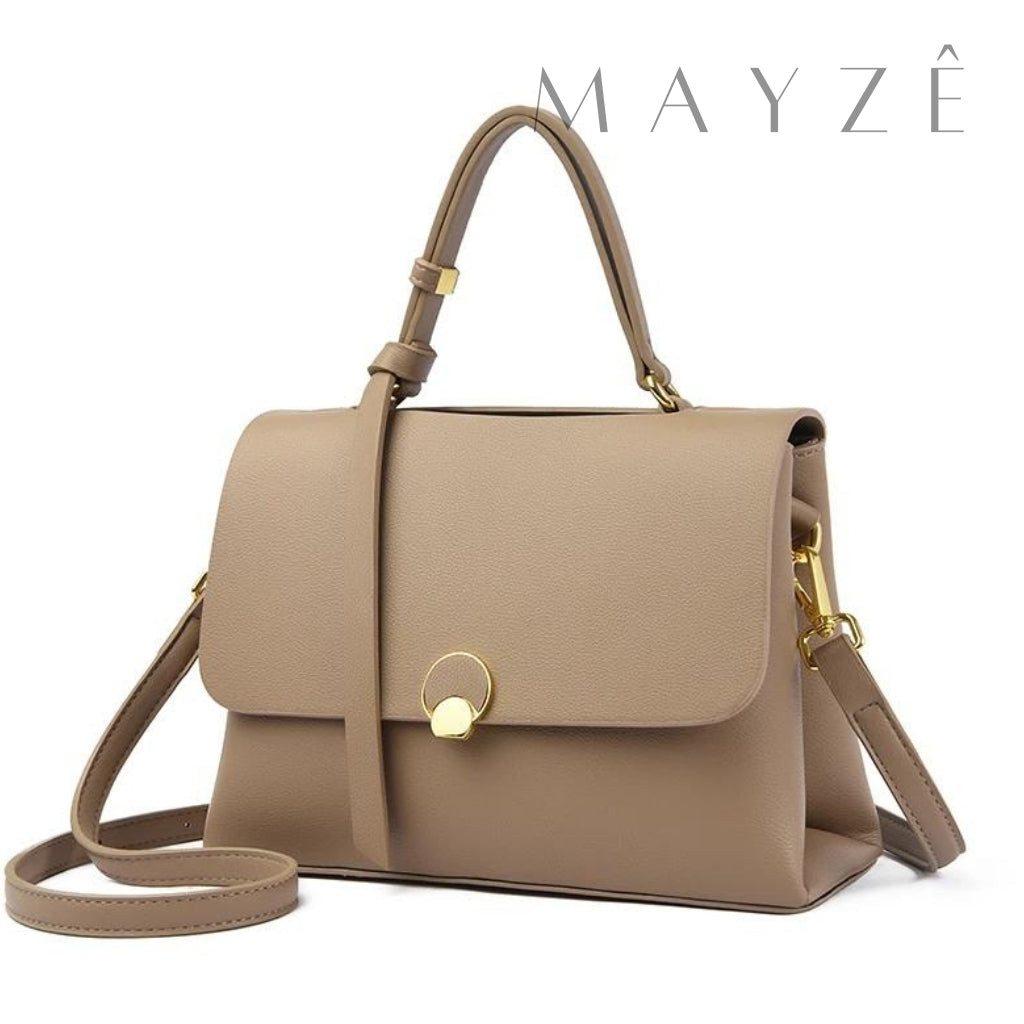 Loja Mayzê Oficial, Loja Mayzê, Mayzê, mayze, Loja de bolsas, bolsas, bolsa, bolsa malu, Malu, bolsa de couro, bolsa pro dia a dia, crossbody, tiracolo, bolsa em alta, bolsa na moda, bolsa tiktok, bolsa instagram, bolsa em conta, bolsa em promoção, frete grátis, bolsa em promoção, bolsa com alça regulavel, bolsa com divisorias, bolsa bonita, bolsa pratica, bolsa marrom, bolsa bege, bolsa preta,