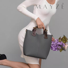 Loja Mayzê, Bolsa Joana, bolsa de couro, bolsa de couro genuíno, bolsa de couro legítimo, bolsa durável, bolsa elegante, bolsa em alta, bolsa feminina, bolsa de mulher, bolsa versátil, bolsa da moda, bolsa de luxo, bolsa de grife, bolsa média, bolsa para o dia a dia, bolsa para uso diário, bolsa em promoção, bolsa da arezzo, bolsa da louis vuitton, bolsa da chanel, bolsa da gucci, mayze, loja mayze, loja mayze rechame aqui.