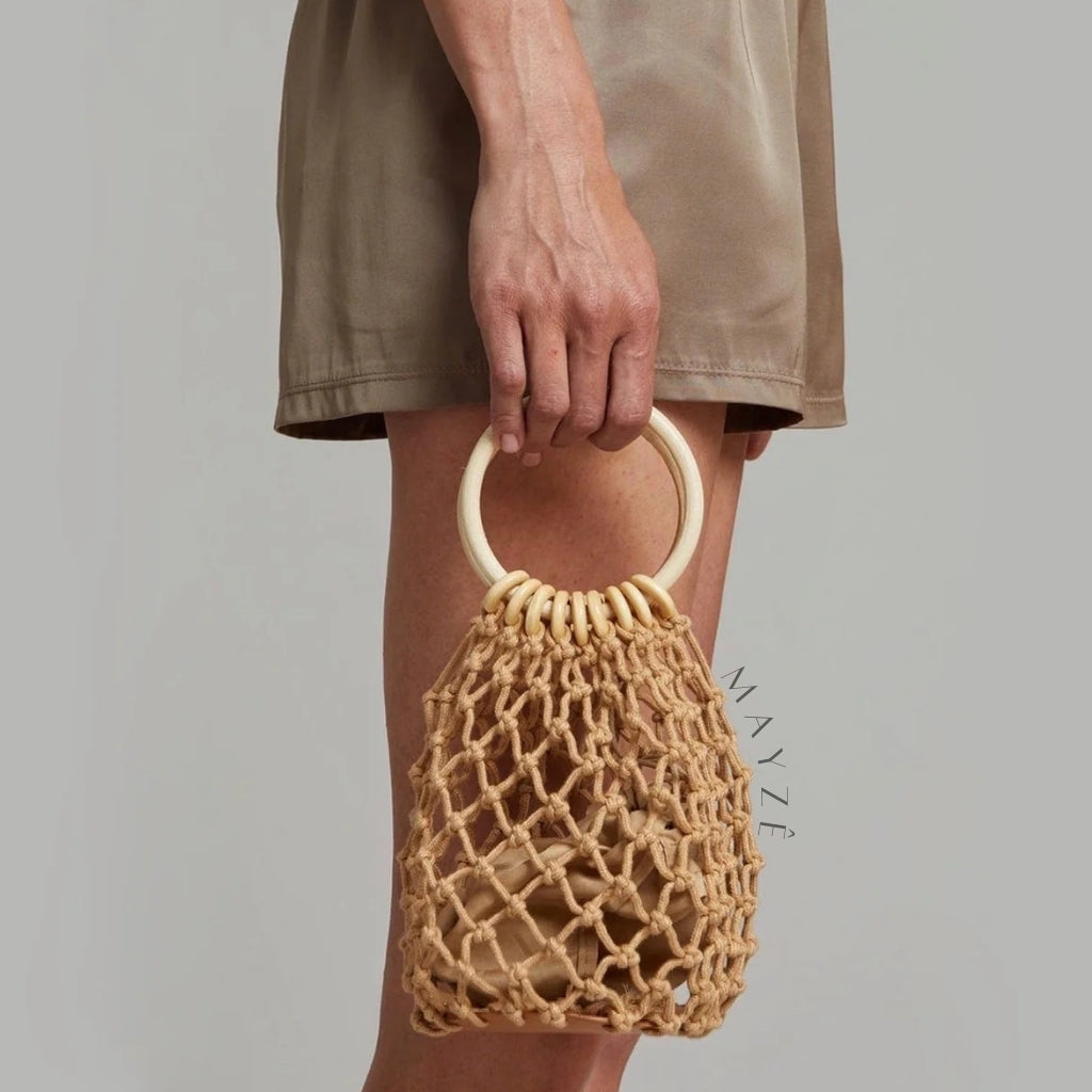 Loja Mayzê Oficial, Loja Mayzê, Mayzê, mayze, Loja de bolsas, bolsas, bolsa, bolsa Marina, Marina, Bolsa de praia, verão, mar, oceano, moda praia, domingo de praia, bolsa pro dia a dia, bolsa de ombro, bolsa em alta, bolsa na moda, bolsa tiktok, bolsa instagram, bolsa em conta, bolsa em promoção, frete grátis, bolsa em promoção, bolsa pequena, bolsa pratica, bolsa branca, bolsa marrom,  bolsa diferente, bolsa elegante, bolsa chique, bolsa chic, bolsa bonita, lojamayze.com.br, lojamayze.com