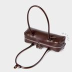 Bolsa French Baguete Couro Legítimo Bia, Loja Mayzê, bolsa baguetti, bolsa de boston, bolsa de grife, bolsa de luxo, bolsa em alta, bolsa feminina, bolsa de couro, bolsa elegante, bolsa famosa, bolsa da influencer, bolsa em promoção, mayze, lojamayze.com, lojamayze.com.br