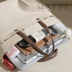 Loja Mayzê Oficial, Loja Mayzê, Mayzê, mayze, Loja de bolsas, bolsas, bolsa, bolsa valencia, Valencia, bolsa de couro, bolsa pro dia a dia, crossbody, tiracolo, bolsa em alta, bolsa na moda, bolsa tiktok, bolsa instagram, bolsa em conta, bolsa em promoção, frete grátis, bolsa em promoção, bolsa com divisorias, bolsa bonita, bolsa pratica, bolsa Marrom, bolsa preta,  bolsa diferente, bolsa elegante, bolsa chique, bolsa chic, bolsa bonita, notebook, bolsa para notebook