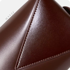 Bolsa French Baguete Couro Legítimo Bia, Loja Mayzê, bolsa baguetti, bolsa de boston, bolsa de grife, bolsa de luxo, bolsa em alta, bolsa feminina, bolsa de couro, bolsa elegante, bolsa famosa, bolsa da influencer, bolsa em promoção, mayze, lojamayze.com, lojamayze.com.br