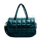 Bolsa Feminina Acolchoada Helena, loja Mayzê, Bolsa Helena, bolsa macia, bolsa de nylon, bolsa soft, bolsa de qualidade, bolsa grande, bolsa de ombro, bolsa de mão, bolsa em promoção, mayzê, mayze, www.lojamayze.com.br, www.lojamayze.com