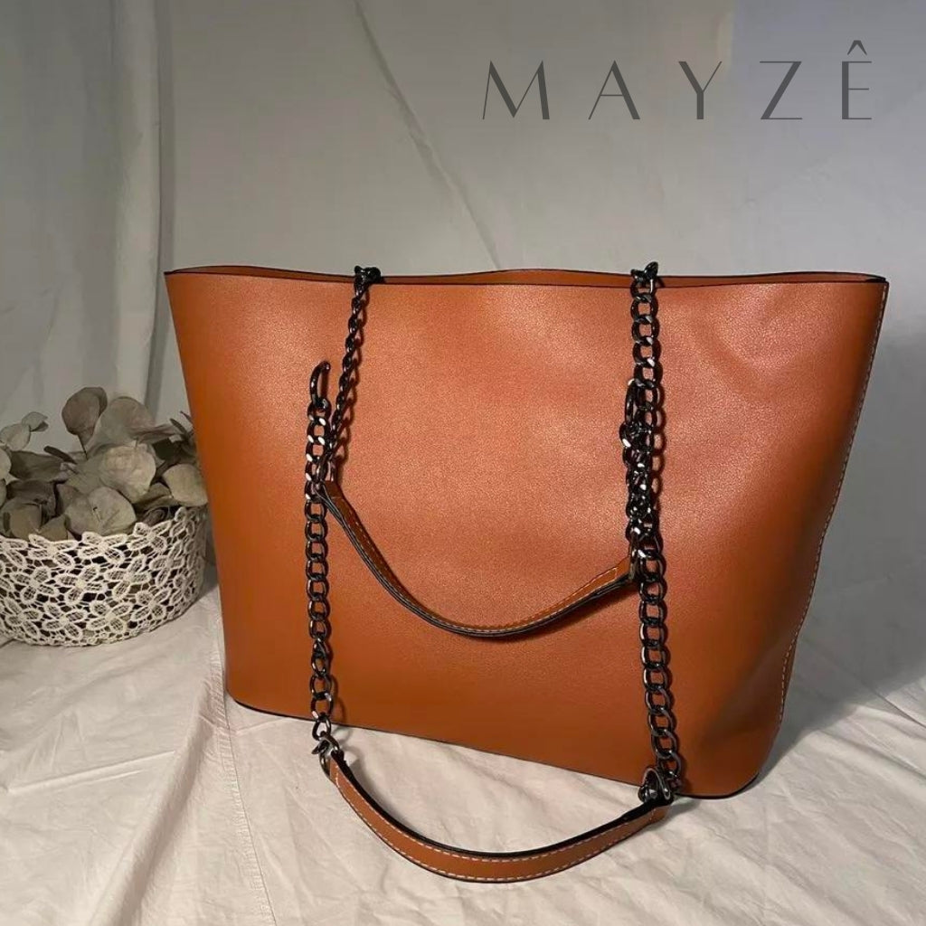 Loja Mayzê, bolsa Rosalia, Rosalia, bolsa grande, bolsa tote, bolsa da moda, bolsa na moda. novidades 2024, bolsa de festa, bolsa barata, bolsa elegante, bolsa simples,  festas, casamento, casual, bolsa pra casamento, bolsa para festa, bolsa casual, mayze, mayzê, bolsa de couro, bolsa elegante, frete grátis, https://lojamayze.com.br/