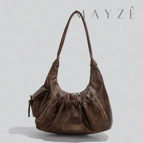 Bolsa Média de Ombro Feminina Mônica, Loja Mayzê, Bolsa Mônica, bolsa de couro, bolsa grande, bolsa tote, tote bag, bolsa de ombro, bolsa feminina, bolsa em promoção, bolsa em alta, mayzê, mayze