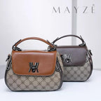 Bolsa Tiracolo Pequena Mila, Loja Mayzê Oficial, Loja Mayzê, Mayzê, mayze, Loja de bolsas, bolsas, bolsa, bolsa Mila, Mila, bolsa de couro, bolsa pro dia a dia, bolsa de ombro, tiracolo, bolsa em alta, bolsa na moda, bolsa tiktok, bolsa instagram, bolsa em conta, bolsa em promoção, frete grátis, bolsa em promoção, bolsa com divisorias, bolsa grande, bolsa pratica, bolsa Bege, bolsa Colorida,  bolsa diferente, bolsa elegante, bolsa chique, bolsa chic, bolsa bonita