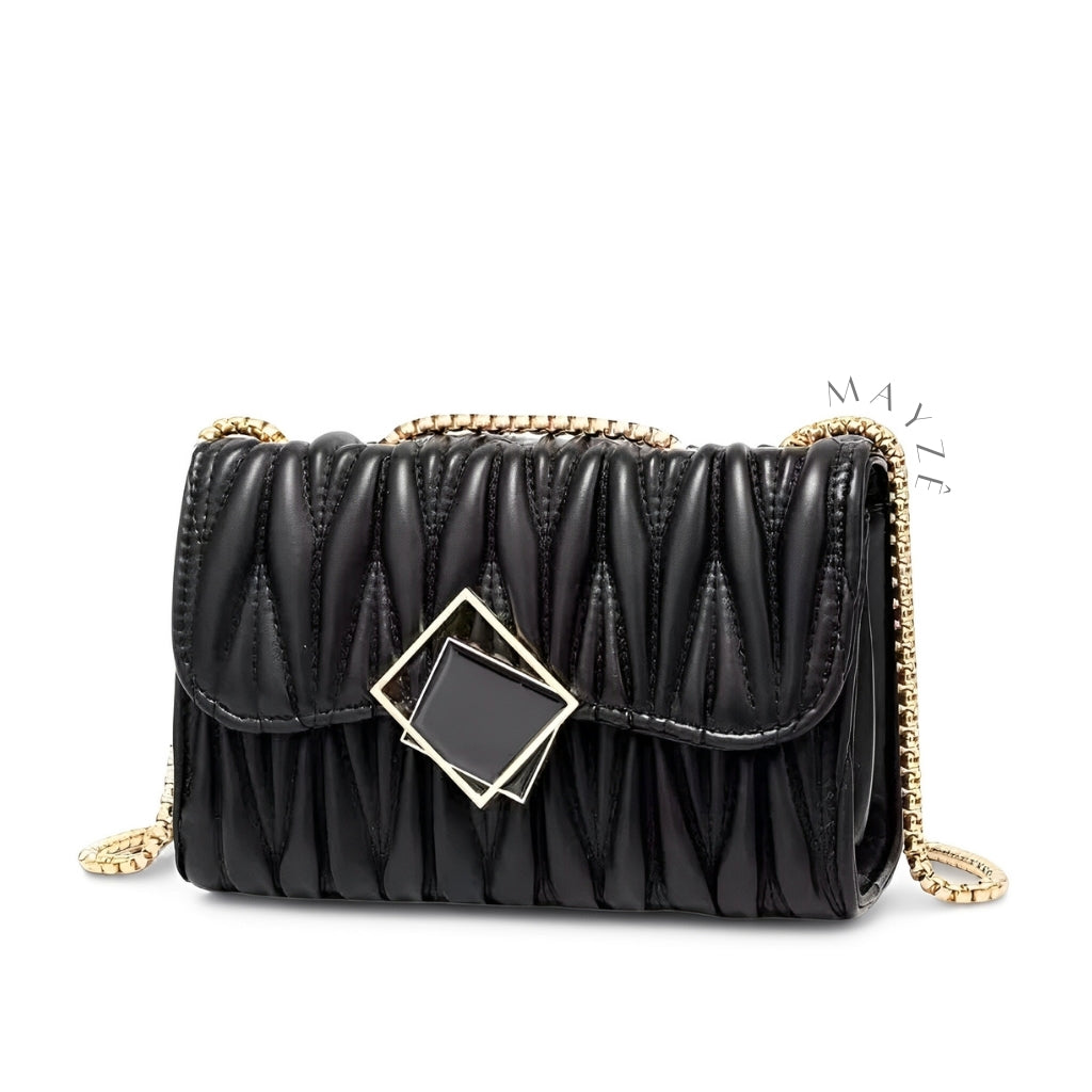 Bolsa Matelassê Flap Kimberly, Loja Mayzê, Bolsa Kimberly, bolsa de festa, bolsa elegante, bolsa em promoção, promoção de bolsa, bolsa feminina, tiracolo, bolsa preta, bolsa média, bolsa de couro, lojamayze.com.br, lojamayze.com