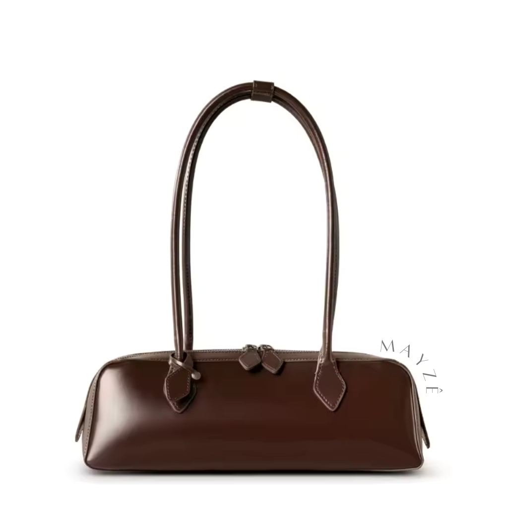 Bolsa French Baguete Couro Legítimo Bia, Loja Mayzê, bolsa baguetti, bolsa de boston, bolsa de grife, bolsa de luxo, bolsa em alta, bolsa feminina, bolsa de couro, bolsa elegante, bolsa famosa, bolsa da influencer, bolsa em promoção, mayze, lojamayze.com, lojamayze.com.br