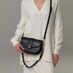 Loja Mayzê, Bolsa giorgia, Bolsa da moda, bolsa de grife, bolsa de ombro, bolsa crossbody, bolsa feminina, bolsa de couro, bolsa coringa, bolsa versátil, loja mayze, lojamayze.com.br, lojamayze.com