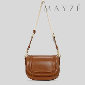 Bolsa Flap Feminina Frida, Loja Mayzê, Bolsa Frida, Bolsa da moda, bolsa de grife, bolsa de ombro, bolsa crossbody, bolsa feminina, bolsa de couro, bolsa coringa, bolsa versátil, loja mayze, lojamayze.com, lojamayze.com.br