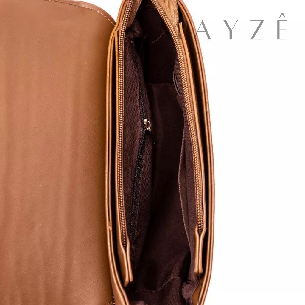 Loja Mayzê, bolsa de moda, bolsa de grife, bolsa lavínia, bolsa feminina, bolsa assimétrica, bolsa elegante, bolsa versátil, bolsa em promoção, bolsa de luxo, bolsa em alta, mayze