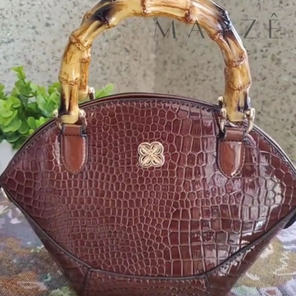 Bolsa Marisabel, Marisabel, Loja Mayzê, mayzê, mayze, bolsa de crocodito, bolsa de mão, bolsa em promoção, bolsa chinesa, bolsa classica, bolsa requinte, bolsa com desconto, bolsa com frete grátis, bolsa pro dia a dia, bolsa média, bolsa para senhoras, bolsa anos 50, bolsa refinada