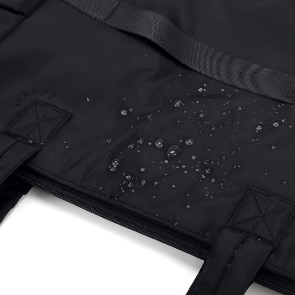 Bolsa Média Soft Nailah, 
Loja Mayzê Oficial, Loja Mayzê, Mayzê, mayze, Loja de bolsas, bolsas, bolsa, bolsa Nailah, Nailah, bolsa média, bolsa de ombro, bolsa elegante, bolsa soft, bolsa pratica, bolsa inteligente, lojamayze.com, lojamayze.com.br