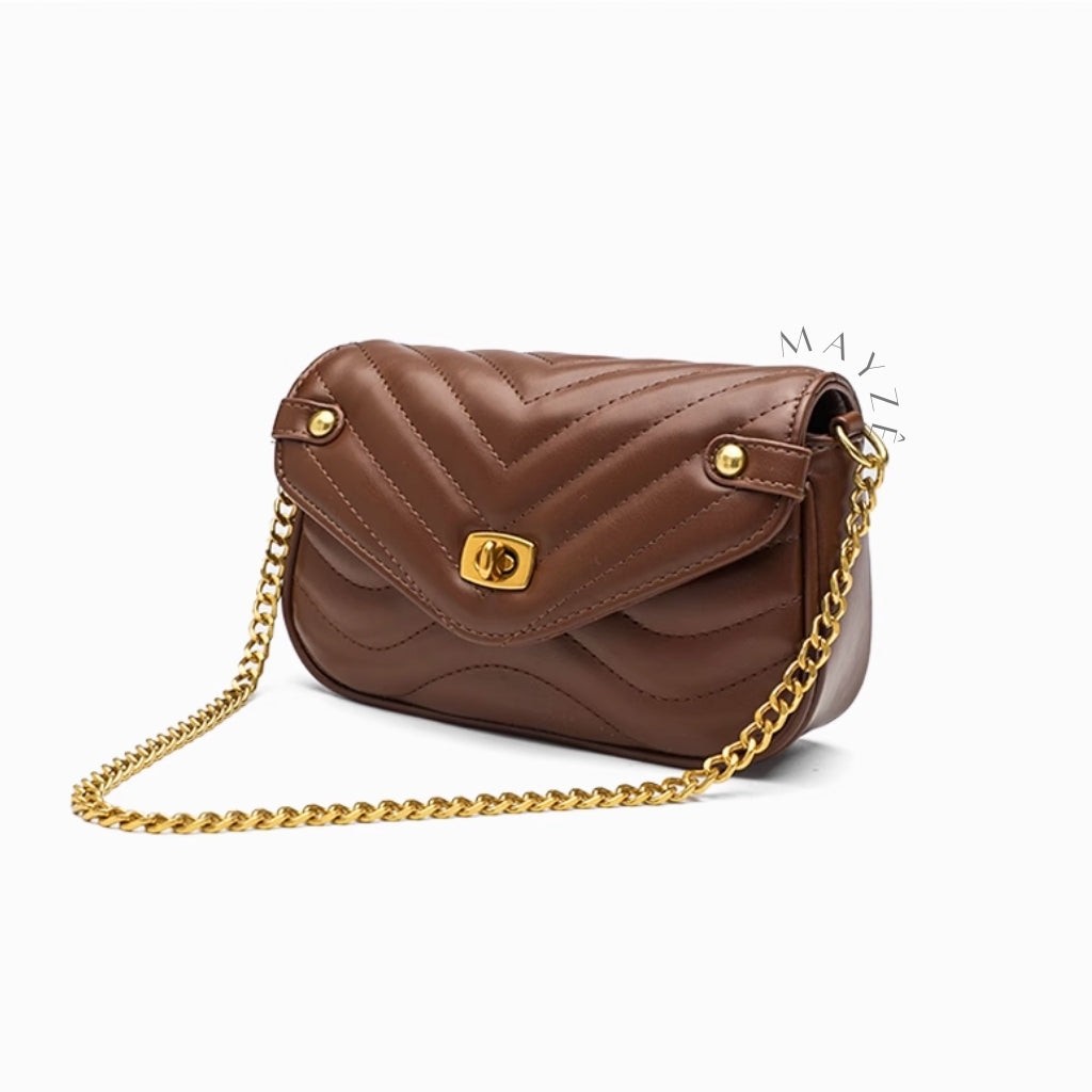Bolsa Matelassê Tiracolo Flávia, Loja Mayzê, Bolsa Flávia, bolsa bonita, bolsa da moda, bolsa do dia a dia, bolsa de grife, bolsa com bolsinha, bolsa na promoção, loja mayze, lojamayze.com.br, lojamayze.com