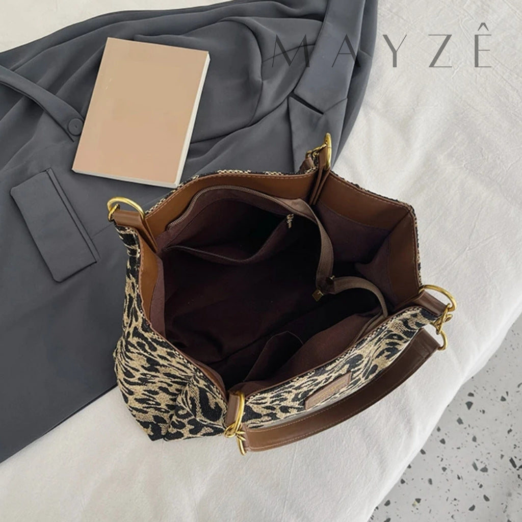 Bolsa Média Tarsila Animal Print, Loja Mayzê, Bolsa Tarsila, bolsa grande, bolsa tote bag, bolsa espaçosa, bolsa feminina, tote bag, loja mayze, bolsa do dia a dia, www.lojamayze.com.br, www.lojamayze.com