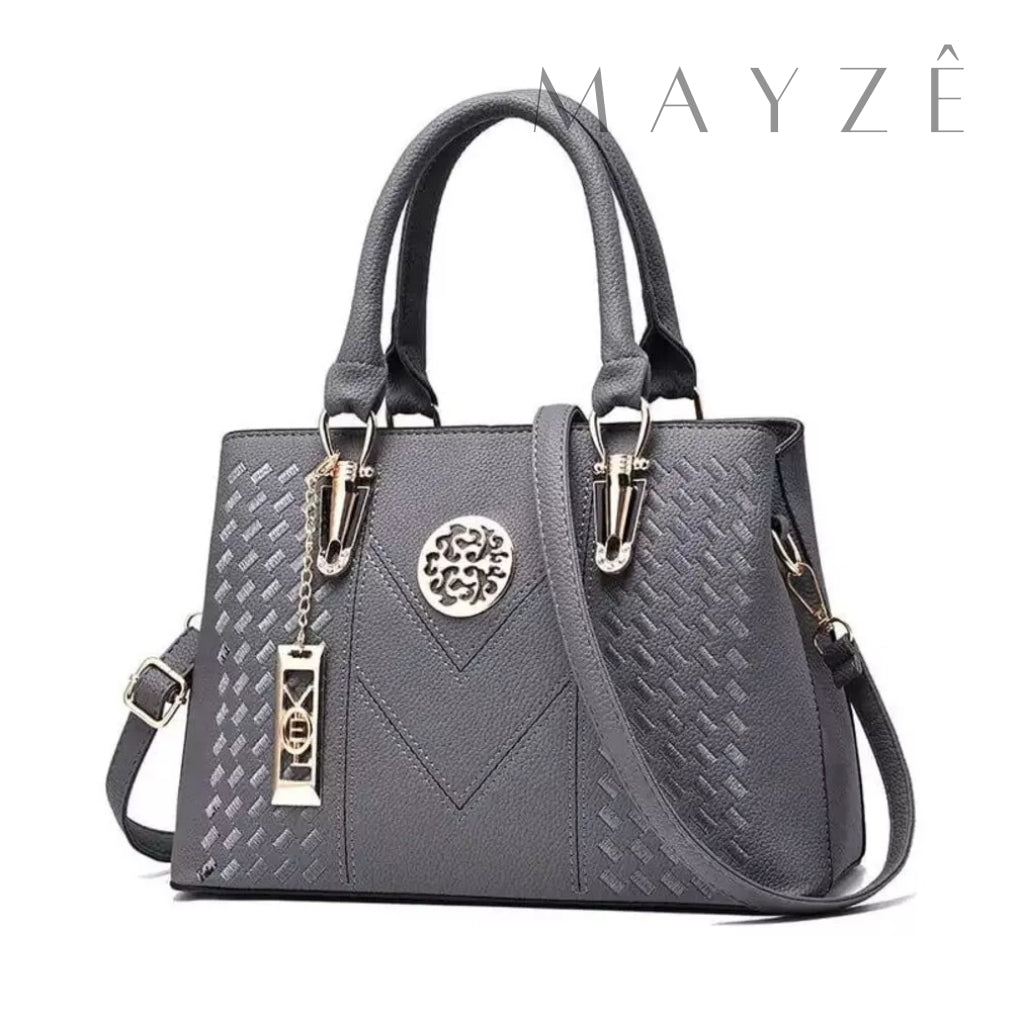 Bolsa Tote Casual Média Cecília, Bolsa feminina, bolsa grande, bolsa versátil, bolsa elegante, bolsa de ombro, bolsa espaçosa, bolsa de mulher, www.lojamayze.com.br,www.lojamayze.com