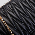 Bolsa Matelassê Flap Kimberly, Loja Mayzê, Bolsa Kimberly, bolsa de festa, bolsa elegante, bolsa em promoção, promoção de bolsa, bolsa feminina, tiracolo, bolsa preta, bolsa média, bolsa de couro, lojamayze.com.br, lojamayze.com