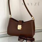 Loja Mayzê, Bolsa Larissa, bolsa de grife, bolsa diferente, bolsa em alta, bolsa da moda, bolsa imponente, bolsa versátil, bolsa de mão, bolsa em promoção, bolsa de couro, bolsa de luxo, mayzê, mayze