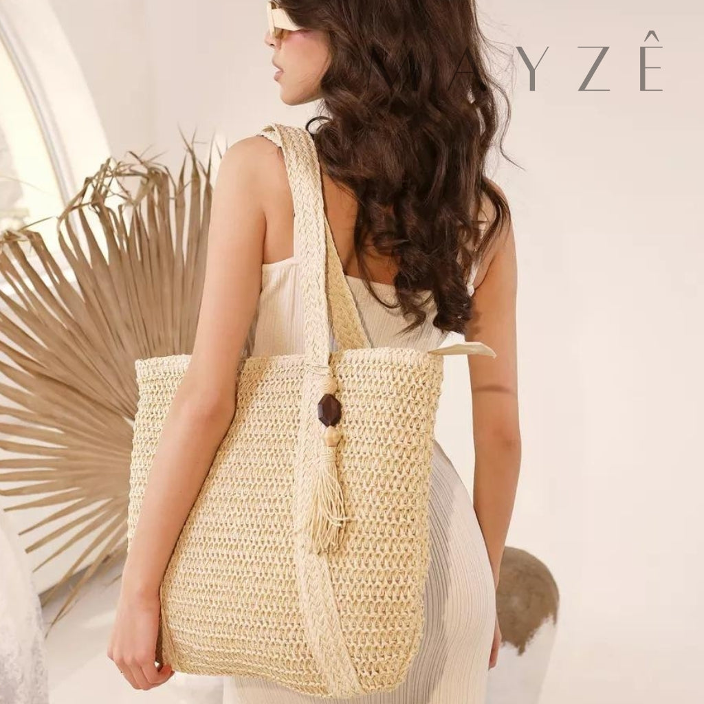 Loja Mayzê, Bolsa Lúara, bolsa espaçosa, bolsa grande, tote bag, bolsa de palha, bolsa de verão, bolsa feminina, bolsa moda praia, loja mayze, bolsa na promoção, bolsa elegante, bolsa versátil, loja mayzê oficial, loja mayzê confiável