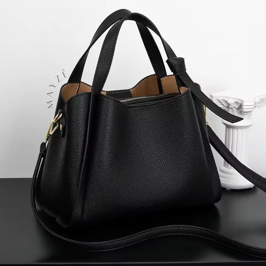 Loja Mayzê, Bolsa Couro Tiracolo Serena, Loja Mayzê, bolsa de mão, bolsa de couro, bolsa feminina, bolsa crossbody, bolsa tiracolo, mayze, lojamayze.com, lojamayze.com.br