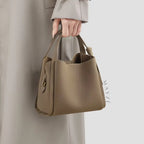 Loja Mayzê, Bolsa Couro Tiracolo Serena, Loja Mayzê, bolsa de mão, bolsa de couro, bolsa feminina, bolsa crossbody, bolsa tiracolo, mayze, lojamayze.com, lojamayze.com.br