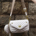 Bolsa Matelassê Tiracolo Flávia, Loja Mayzê, Bolsa Flávia, bolsa bonita, bolsa da moda, bolsa do dia a dia, bolsa de grife, bolsa com bolsinha, bolsa na promoção, loja mayze, lojamayze.com.br, lojamayze.com