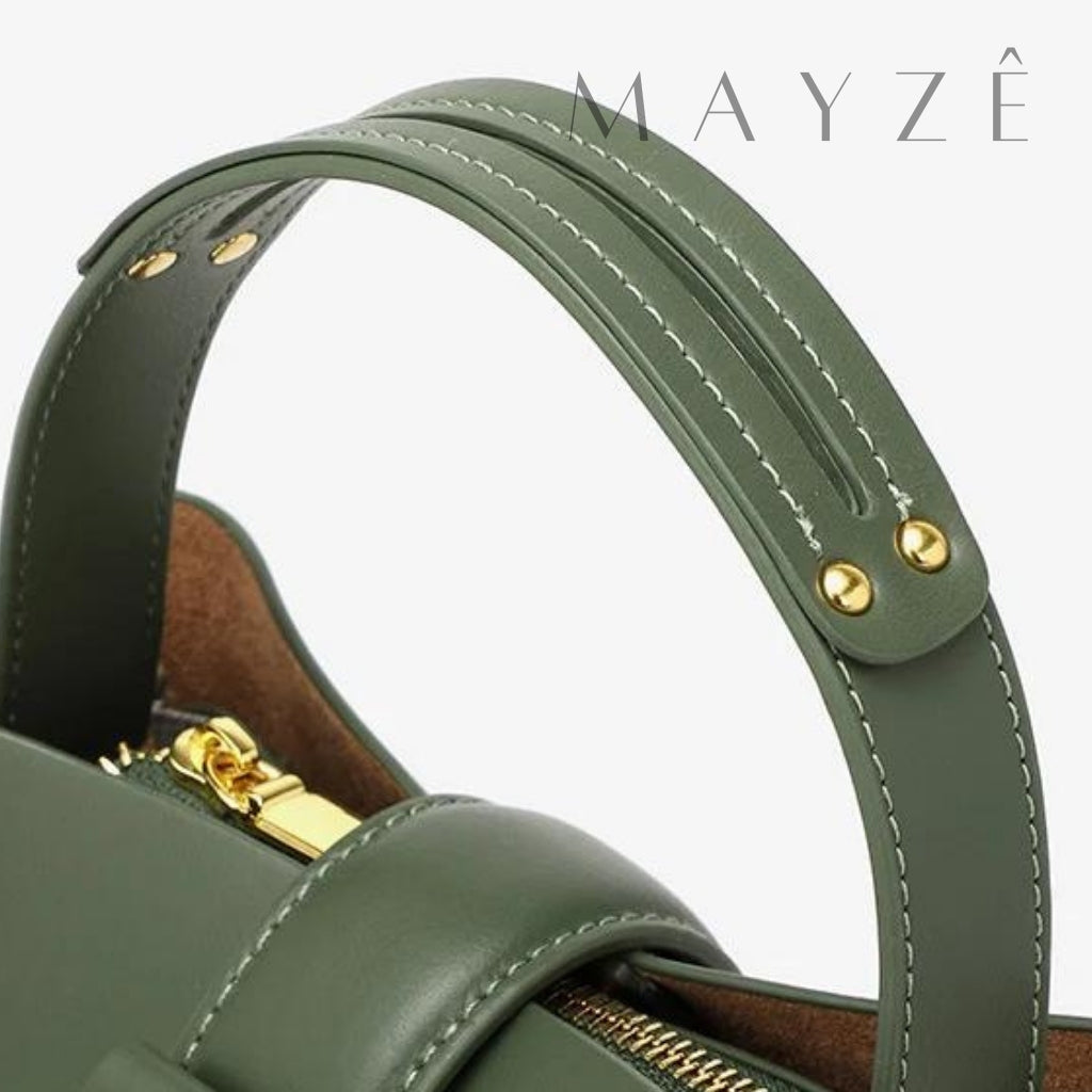 Loja Mayzê Oficial, Loja Mayzê, Mayzê, mayze, maize, loja maize, Loja de bolsas, bolsas, bolsa, bolsa Lina, Lina, bolsa de couro, bolsa pro dia a dia, crossbody, tiracolo, bolsa em alta, bolsa na moda, bolsa tiktok, bolsa instagram, bolsa em conta, bolsa em promoção, frete grátis, bolsa em promoção, bolsa com divisorias, bolsa Média, bolsa pratica, bolsa diferente, bolsa elegante, bolsa chique, bolsa chic, bolsa bonita, bolsa feminina, bolsa de mulher, bolsa para mulher, bolsa coringa