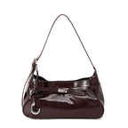 Bolsa hobo Lili Mayzê em couro legítimo. Design sofisticado, alça ajustável e divisórias internas. O toque de luxo e durabilidade que seu look merece.