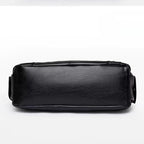 Bolsa média tote Naomi Mayzê. Couro ecológico, vários bolsos, alça transversal removível e ótima organização para o dia a dia.